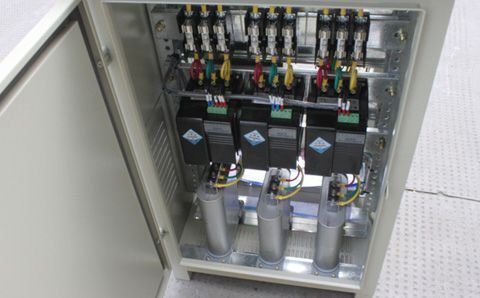 為什么大多數(shù)電力電容器的額定電壓會選擇450V或480V？